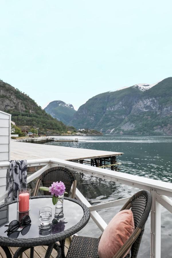 Vangsgaarden Gjestgiveri Hotell Aurland Exteriör bild