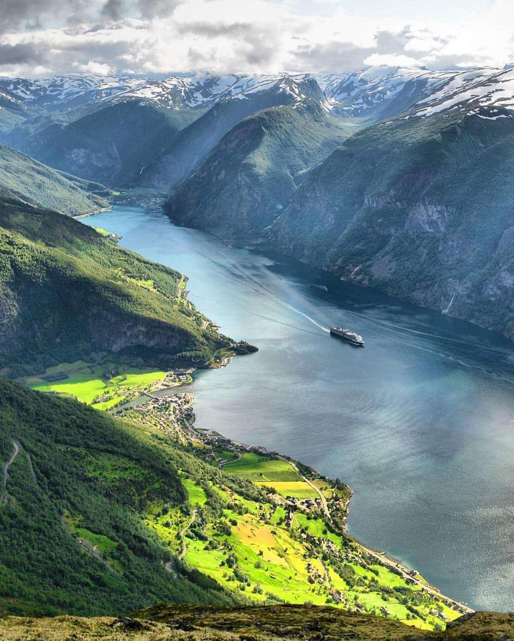 Vangsgaarden Gjestgiveri Hotell Aurland Exteriör bild